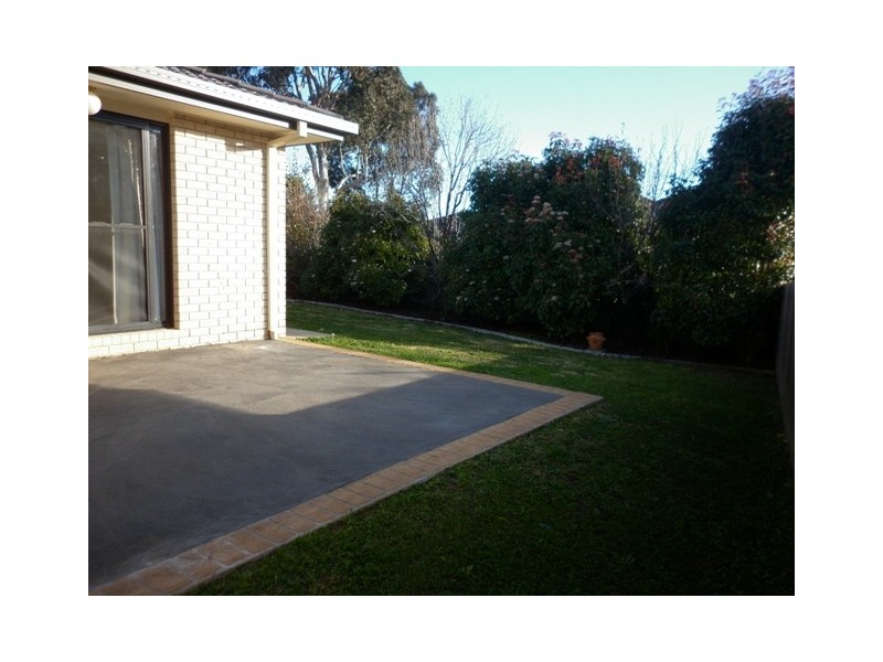 19 Tooroonga Crescent, Jerrabomberra NSW 2619