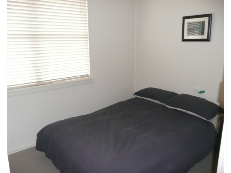 127 Donald Road, Queanbeyan NSW 2620
