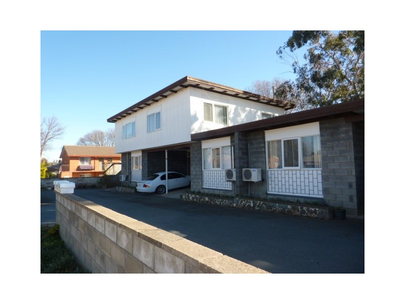 2/45 Atkinson Street, Queanbeyan NSW 2620