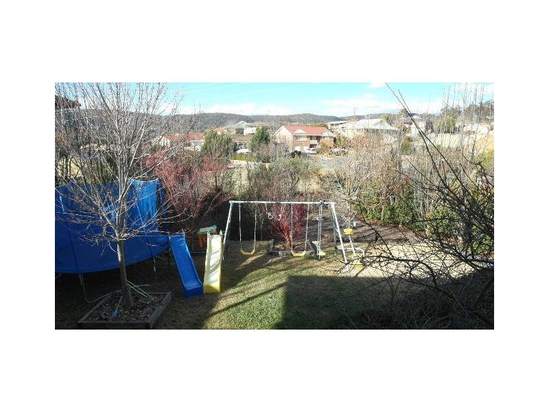 39 Emery Crescent, Queanbeyan NSW 2620