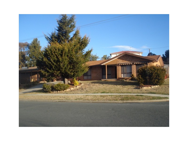 35 River Drive, Queanbeyan NSW 2620