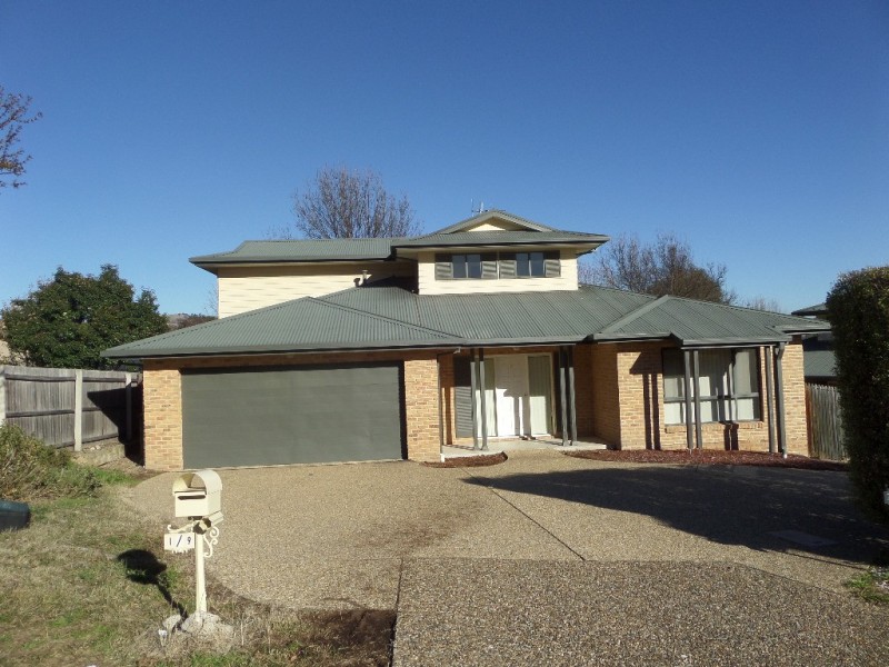 1/9 Alder Close, Jerrabomberra NSW 2619