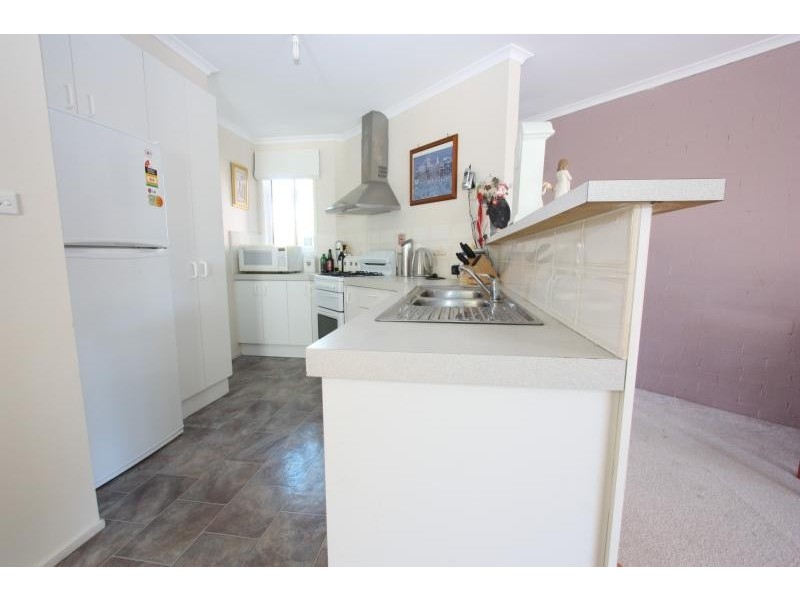 14/17 Elm Way, Jerrabomberra NSW 2619