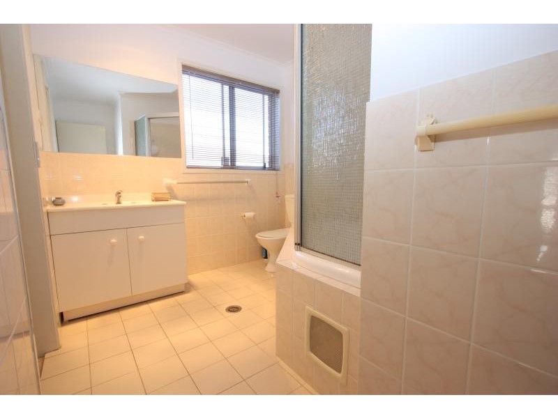 14/17 Elm Way, Jerrabomberra NSW 2619