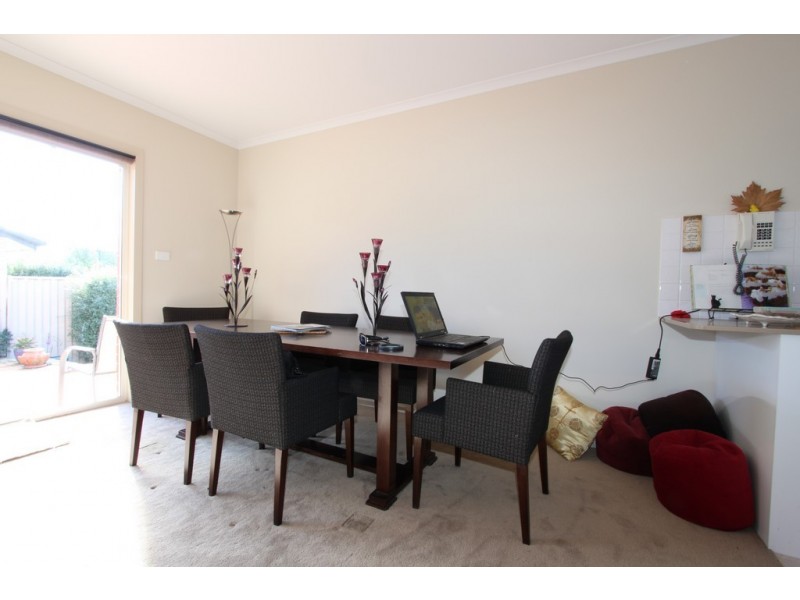 3/22 Broughton Place, Queanbeyan NSW 2620