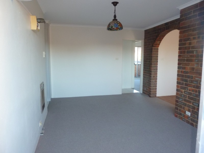 6/4 Mowatt Street, Queanbeyan NSW 2620