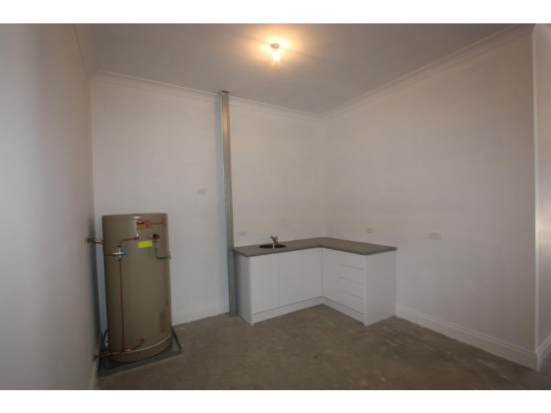 57 Kendall Avenue, Queanbeyan NSW 2620