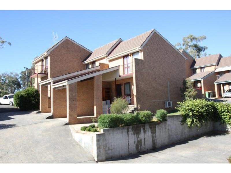 3/10 Nimmitabel Street, Queanbeyan NSW 2620