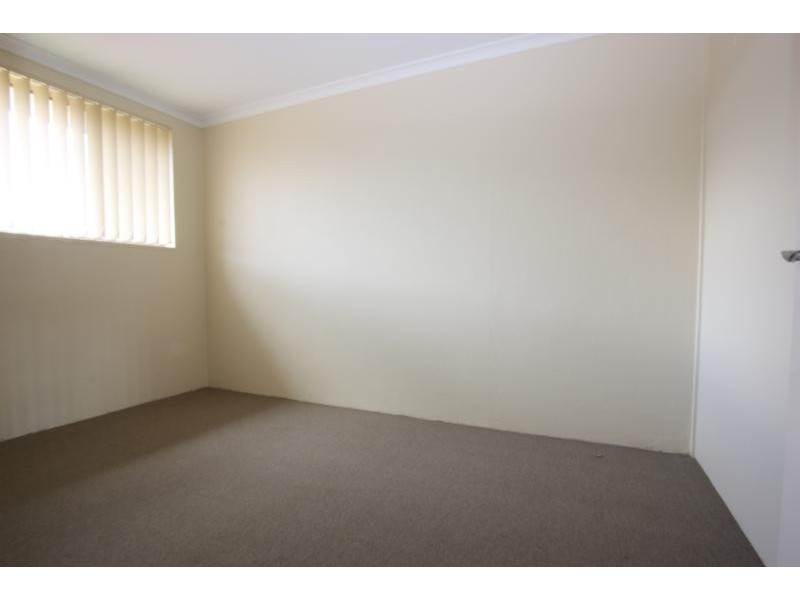 Unit 18/67 Derrima Road, Queanbeyan NSW 2620
