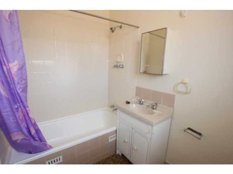 Unit 18/67 Derrima Road, Queanbeyan NSW 2620