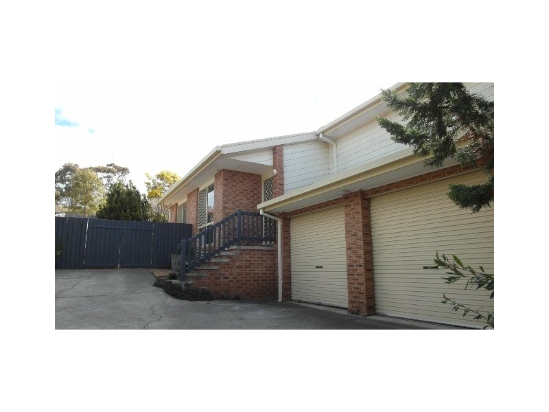 26B Delmar Crescent, Queanbeyan NSW 2620