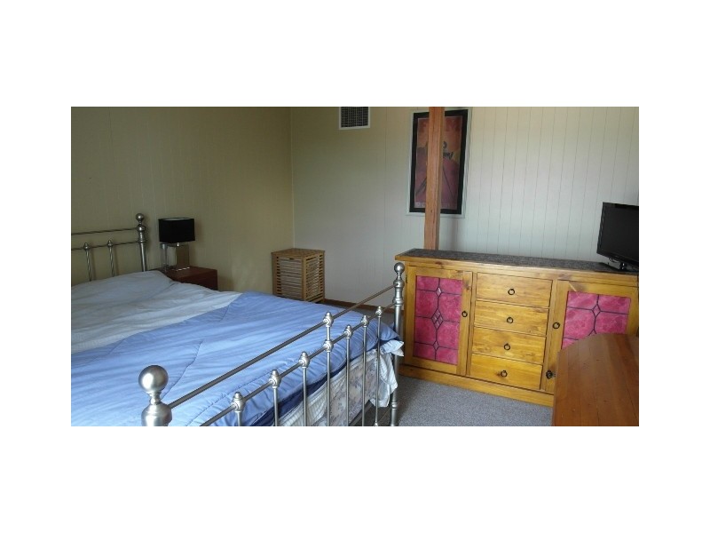 26B Delmar Crescent, Queanbeyan NSW 2620