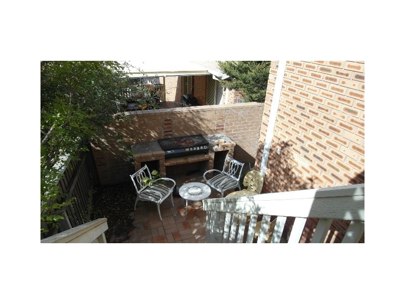 26B Delmar Crescent, Queanbeyan NSW 2620