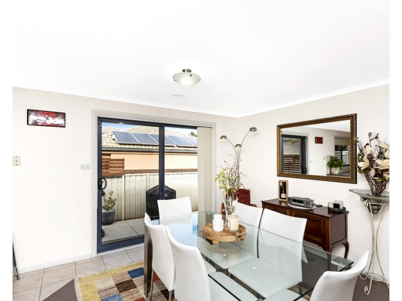 4 Palm Court, Jerrabomberra NSW 2619
