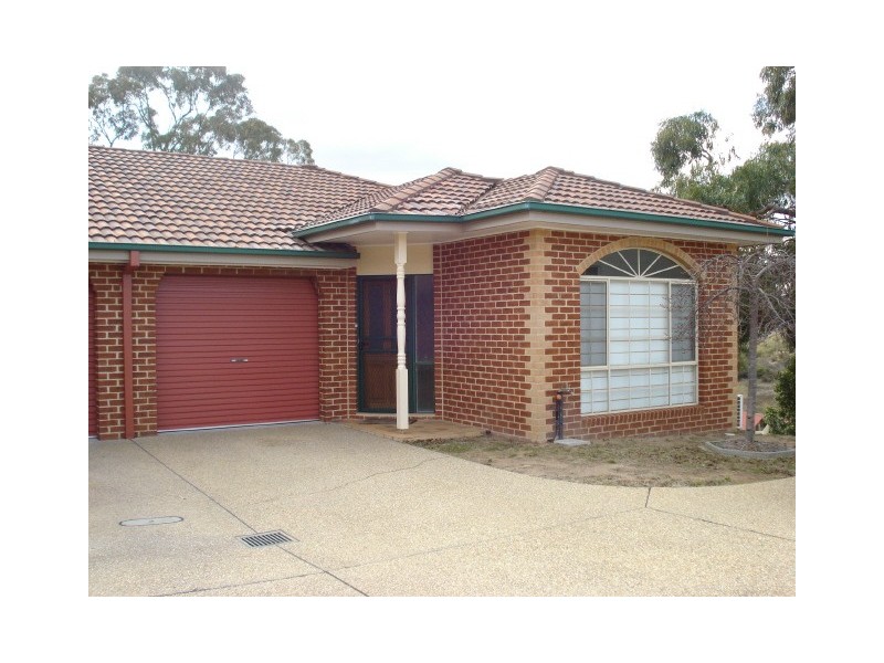 9/20 Kenny Place, Queanbeyan NSW 2620