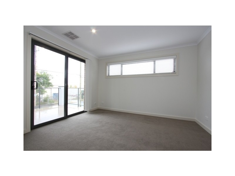 1/24 Lorn Road, Queanbeyan NSW 2620