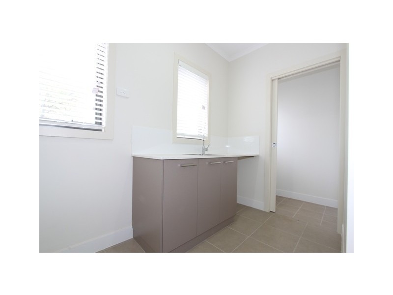 1/24 Lorn Road, Queanbeyan NSW 2620