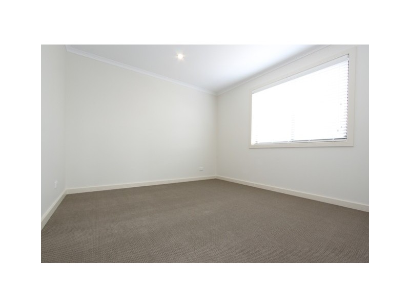 1/24 Lorn Road, Queanbeyan NSW 2620