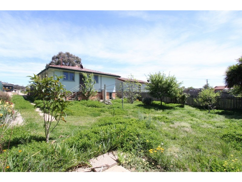 21 Karri Crescent, Queanbeyan NSW 2620