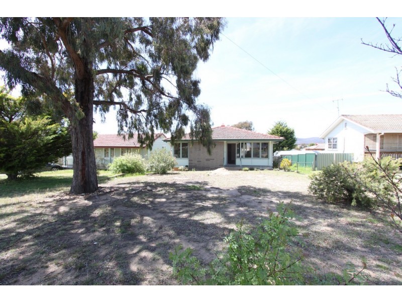 21 Karri Crescent, Queanbeyan NSW 2620