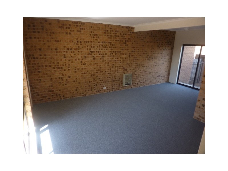 1/11 Ford Street, Queanbeyan NSW 2620