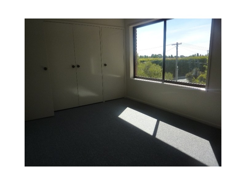 1/11 Ford Street, Queanbeyan NSW 2620