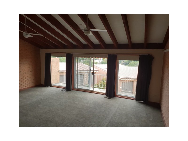 4/14 Ford Street, Queanbeyan NSW 2620