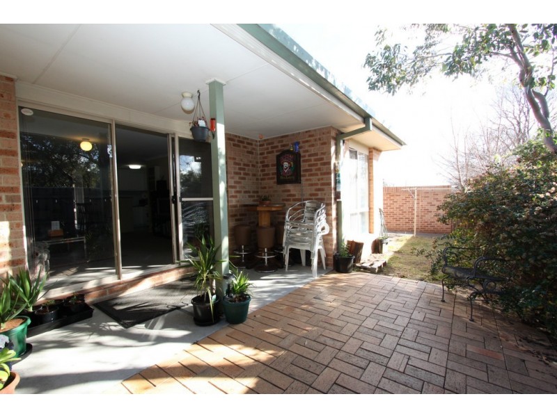 4/16-18 Laurel Place, Jerrabomberra NSW 2619