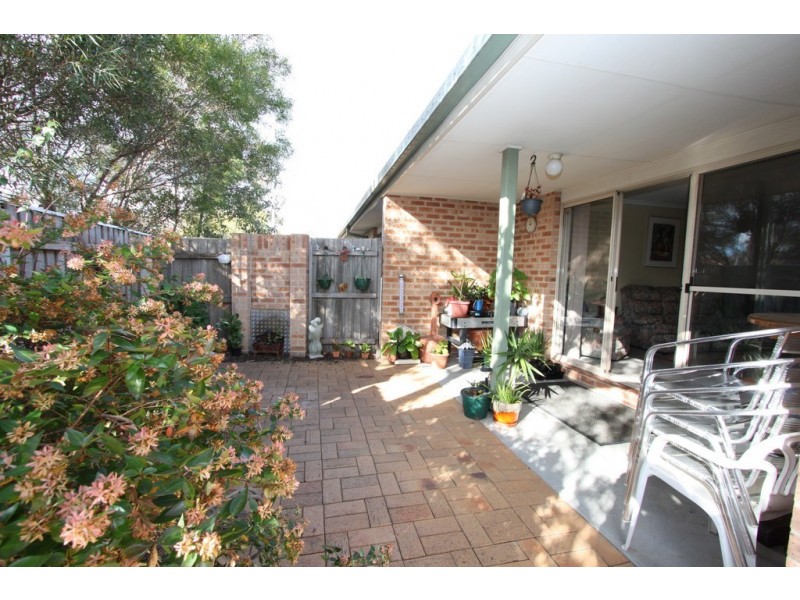 4/16-18 Laurel Place, Jerrabomberra NSW 2619