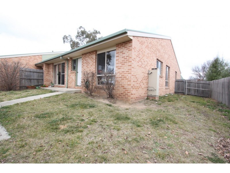 4/16-18 Laurel Place, Jerrabomberra NSW 2619