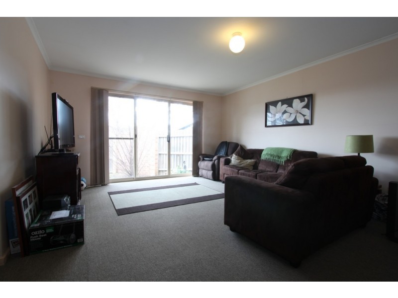 4/16-18 Laurel Place, Jerrabomberra NSW 2619