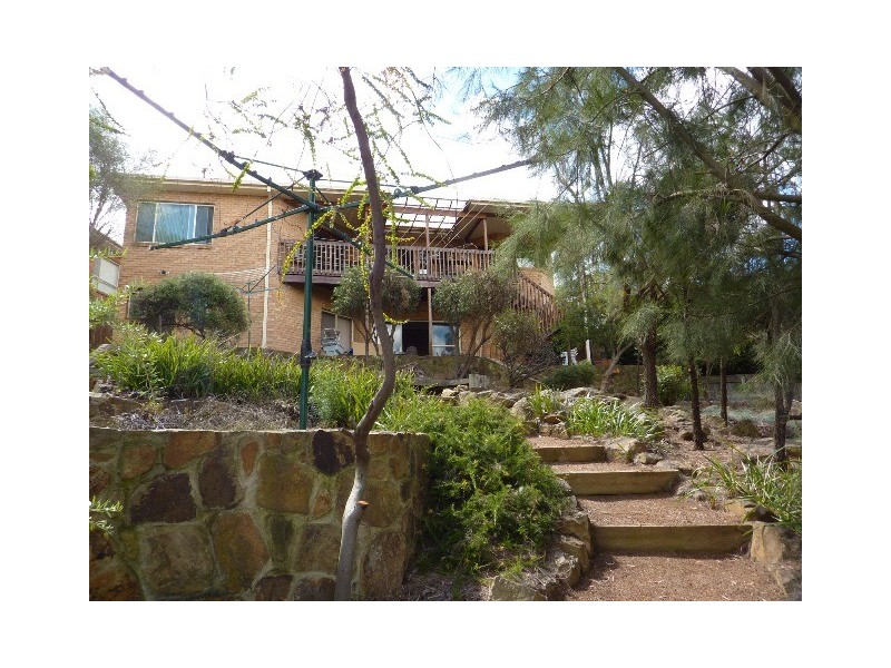 120 Candlebark Road, Queanbeyan NSW 2620