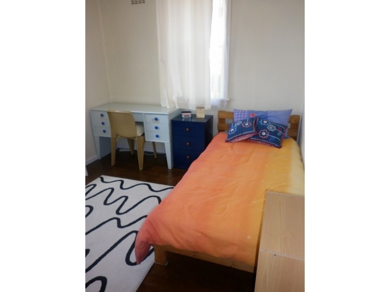 60 Fergus Road, Queanbeyan NSW 2620