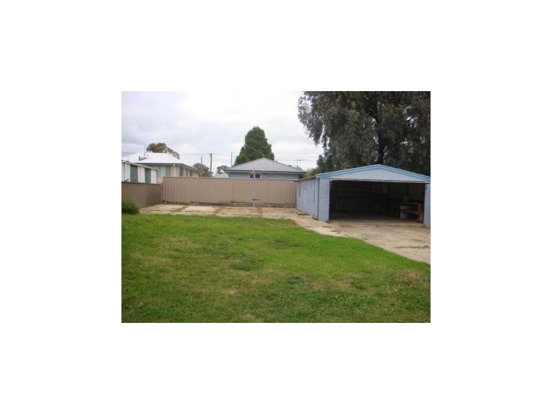 60 Fergus Road, Queanbeyan NSW 2620