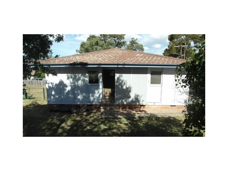 6 Karri Crescent, Queanbeyan NSW 2620