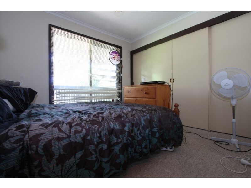 17 Atkinson Street, Queanbeyan NSW 2620