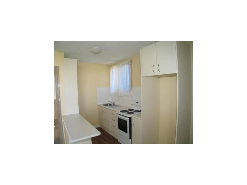 1/3 Charles Street, Queanbeyan NSW 2620