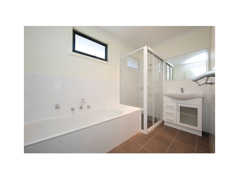 2/3-5 Geebung Place, Queanbeyan NSW 2620