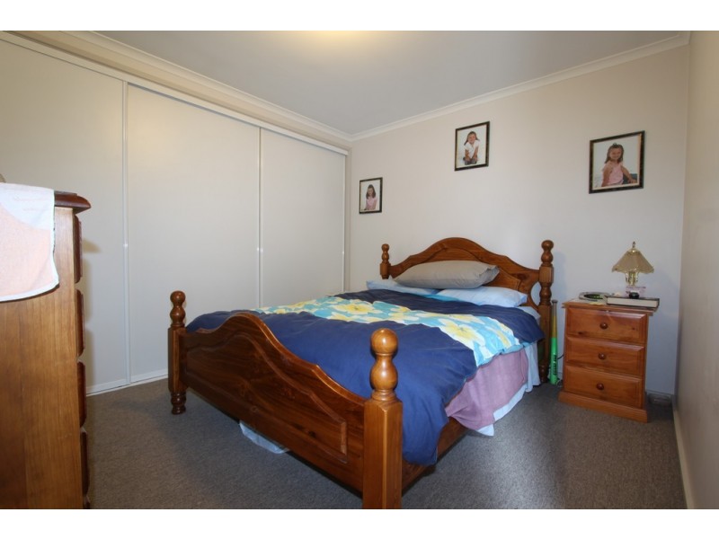 1/16-18 Laurel Place, Jerrabomberra NSW 2619