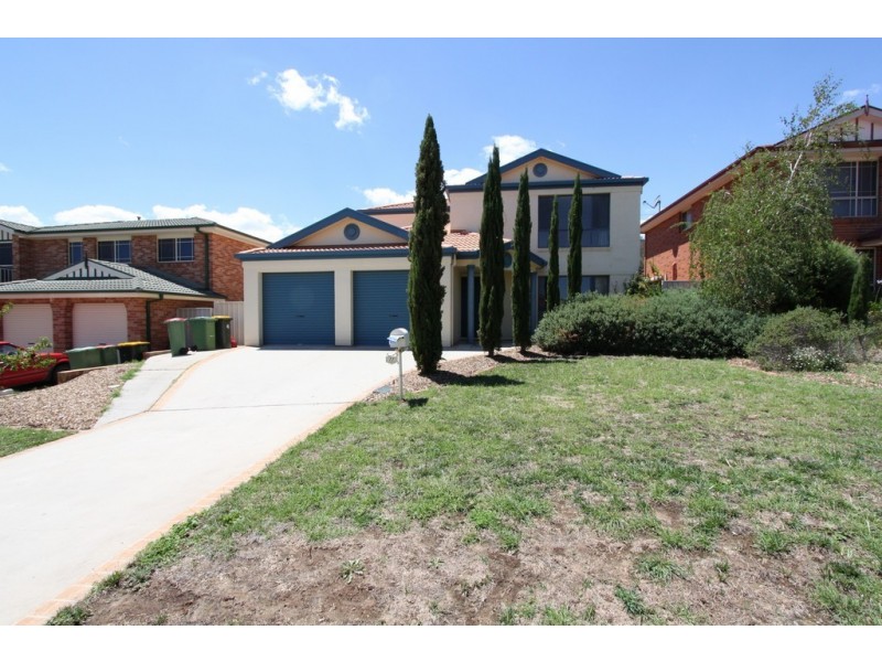 77 Thomas Royal Gardens, Queanbeyan NSW 2620