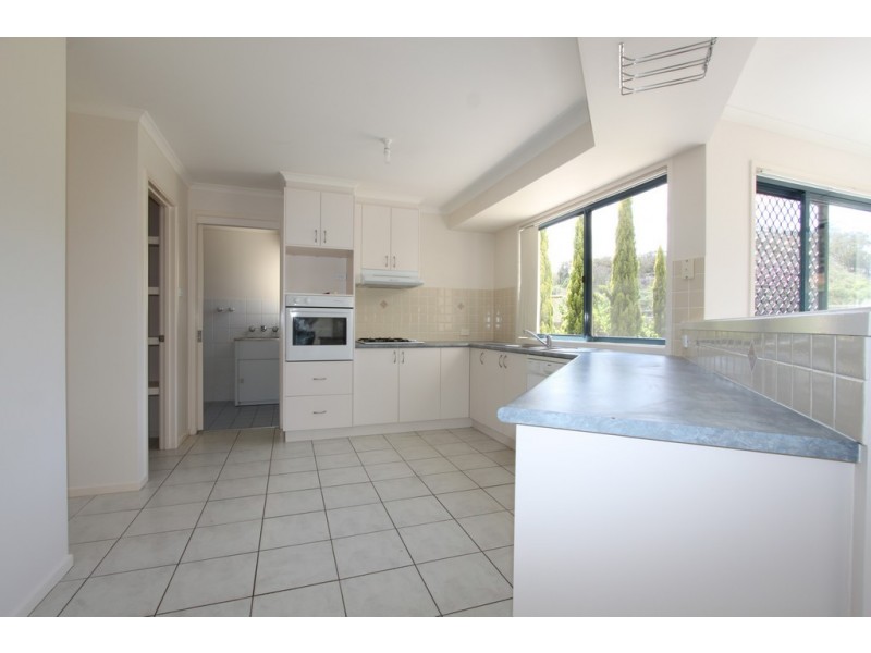 77 Thomas Royal Gardens, Queanbeyan NSW 2620