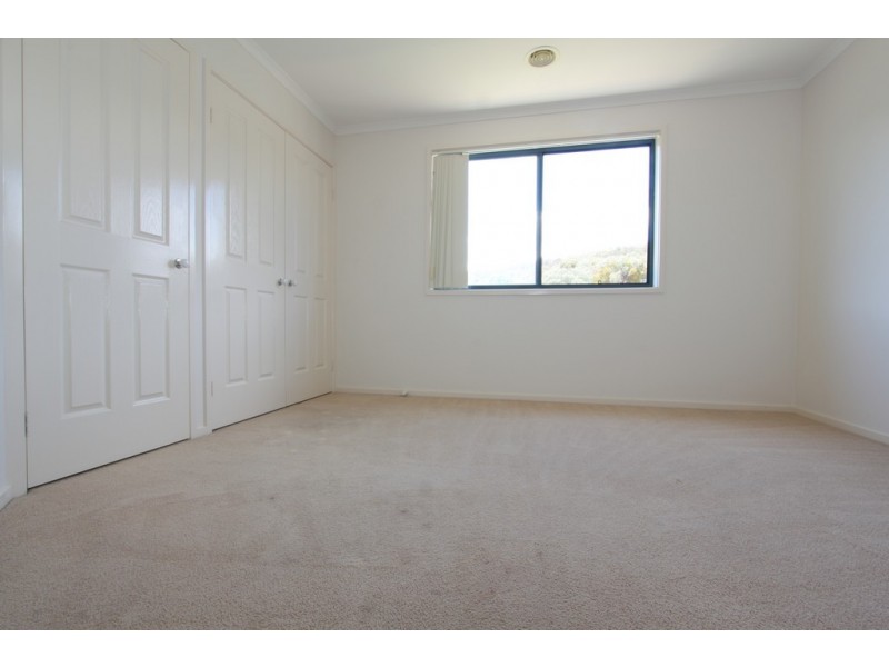 77 Thomas Royal Gardens, Queanbeyan NSW 2620