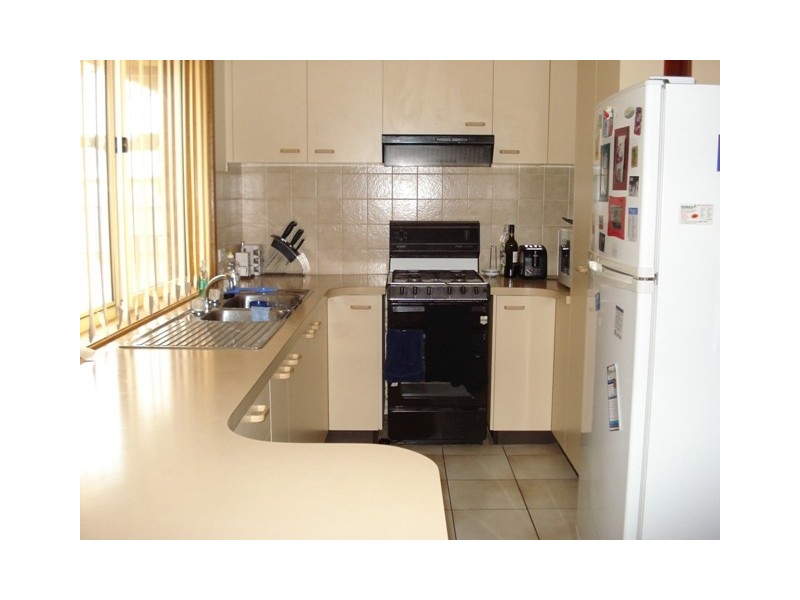 14 Franklin Court, Jerrabomberra NSW 2619