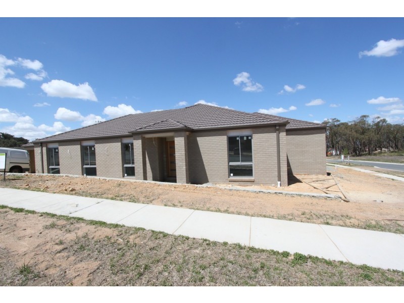 22 Grosvenor Street, Casey ACT 2913