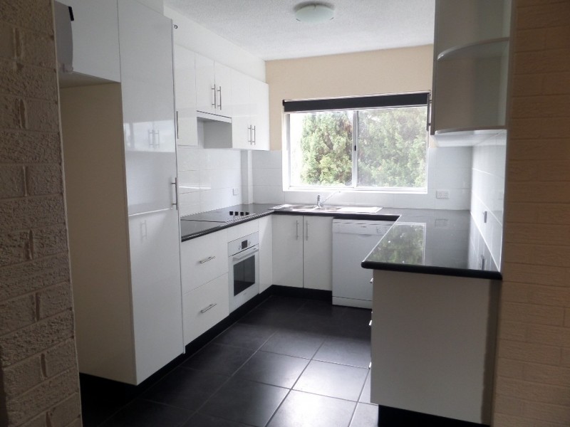 28/18 Booth Street, Queanbeyan NSW 2620