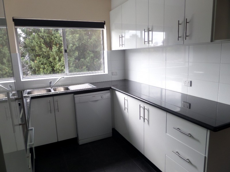 28/18 Booth Street, Queanbeyan NSW 2620