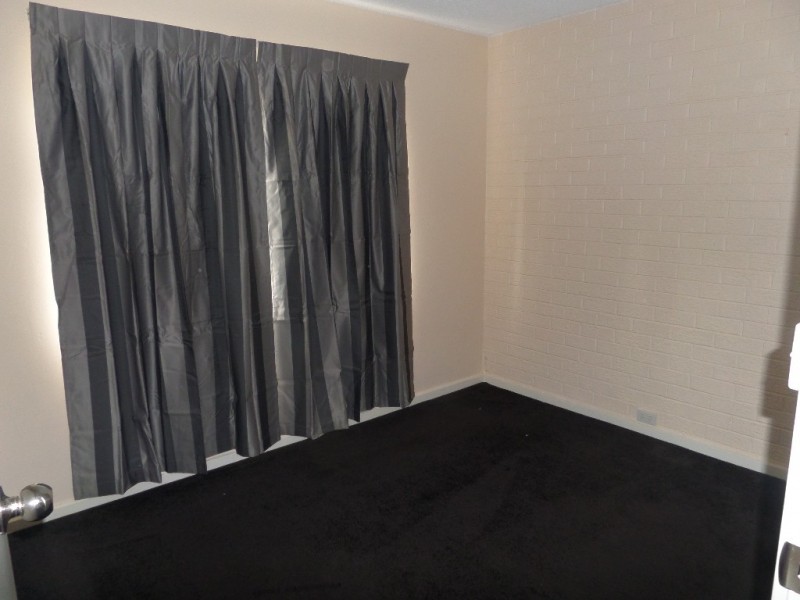 28/18 Booth Street, Queanbeyan NSW 2620