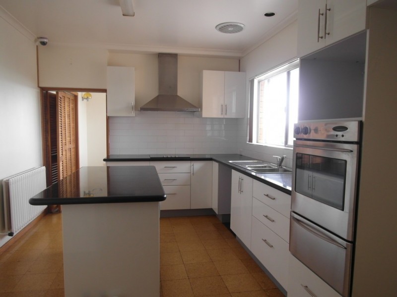 83 Morton Street, Queanbeyan NSW 2620