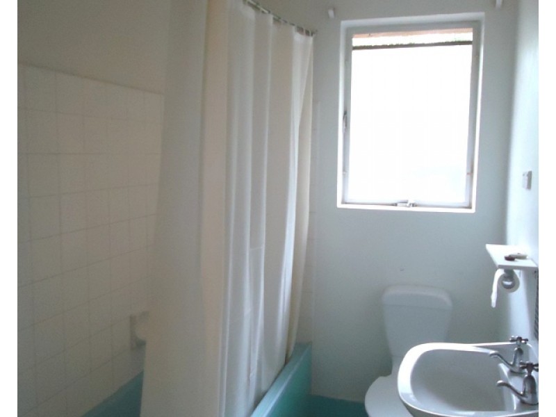 1/37 Morton Street, Queanbeyan NSW 2620