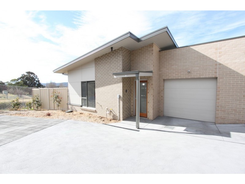 8/19-21 Henderson Road, Queanbeyan NSW 2620
